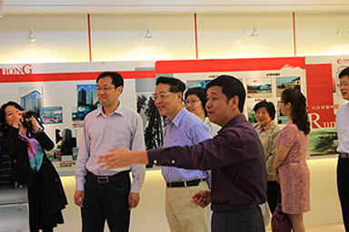 上海理工大學(xué)虹潤(rùn)院士專家工作站成立座談會(huì)在虹潤(rùn)召開